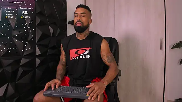 OstinDaniels online show from December 13, 10:16 pm