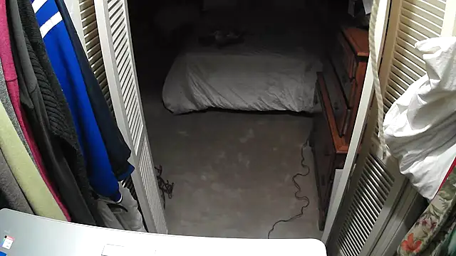 IsAparty online show from November 14, 10:17 am