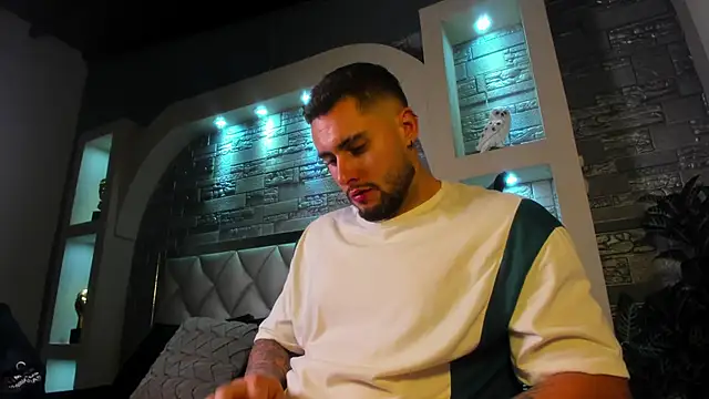 dominic de luca online show from September 27, 1:58 am