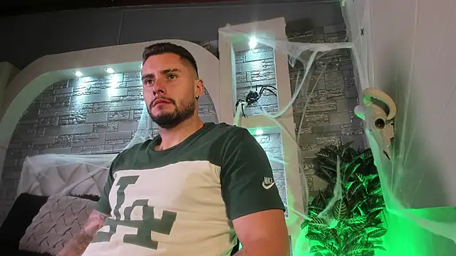 dominic de luca online show from October 21, 3:09 am