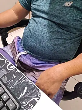 Carloskasado online show from February 18, 12:09 am