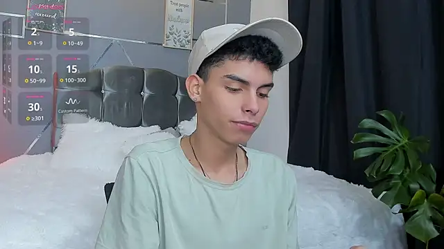 Room 69x online show from November 7, 3:43 am