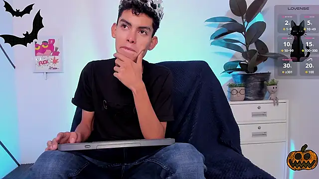 Room 69x online show from October 24, 3:41 am