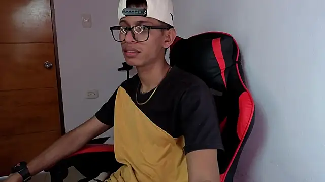 sung yol online show from March 8, 7:40 pm