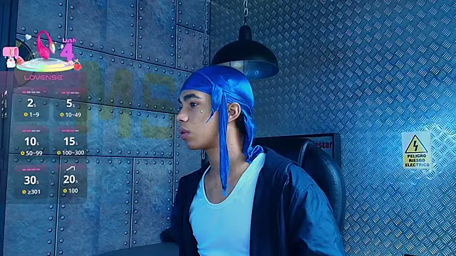 AlanCutee online show from October 25, 1:02 pm