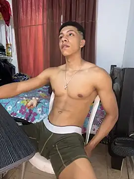 RickyEbony online show from April 11, 10:57 pm