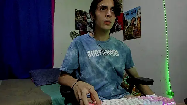 golden ryyan online show from February 23, 8:38 am