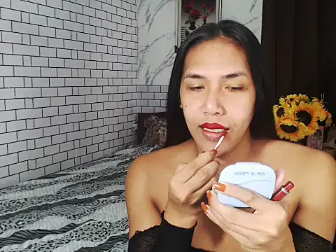 Latinahugecock online show from October 9, 6:24 pm