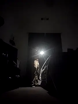 ernin2865 online show from December 5, 7:04 am