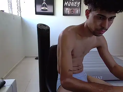 Dollarhot30 online show from October 2, 3:05 pm