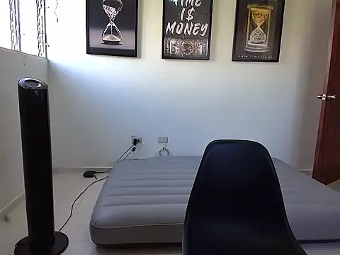 Dollarhot30 online show from November 16, 1:35 pm