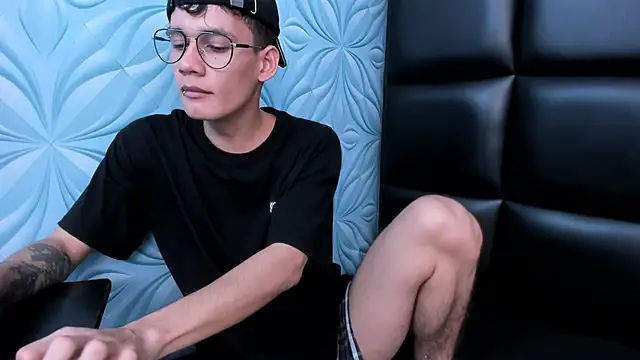 LittleMax23 online show from October 9, 12:54 pm