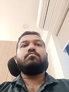 VJ17 online show from April 6, 10:27 am