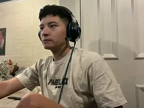 feeelipe2007 online show from September 10, 2:54 am