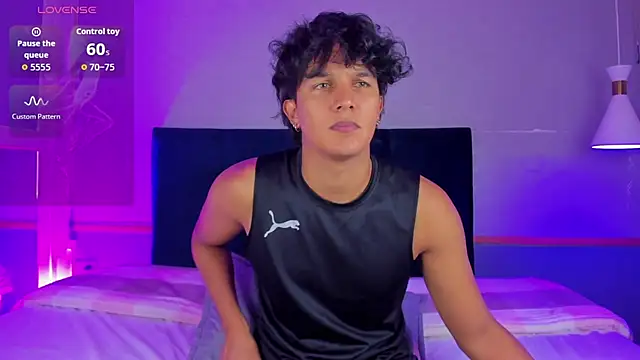 Leo Savage  online show from September 17, 4:02 am