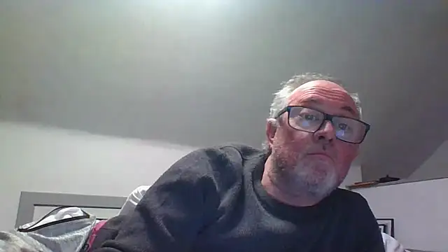 naughtygrandad1 online show from March 23, 6:36 pm