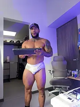 Andrew Johnnson online show from March 4, 7:10 pm