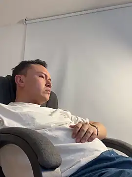 Robert2 honey online show from October 13, 1:44 am