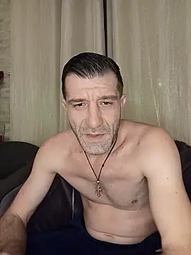 Alexdaniel89 online show from February 6, 6:05 pm