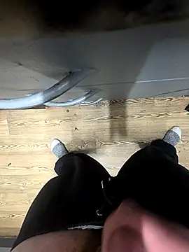 younggrower online show from November 23, 8:31 pm