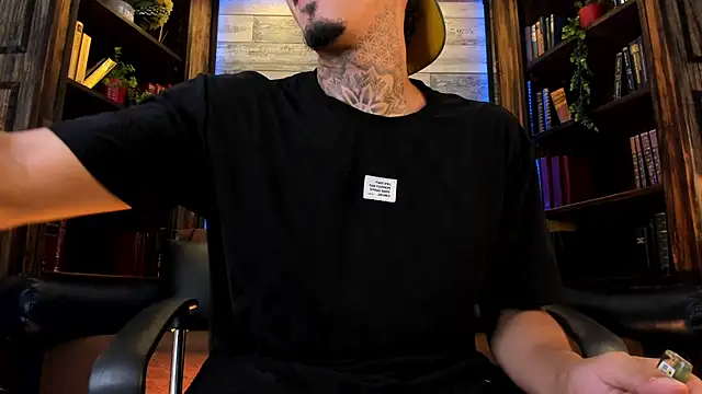 Donovan Desmond online show from March 8, 3:32 am