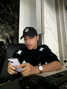 AlphaMasterXxx online show from September 15, 2:51 pm