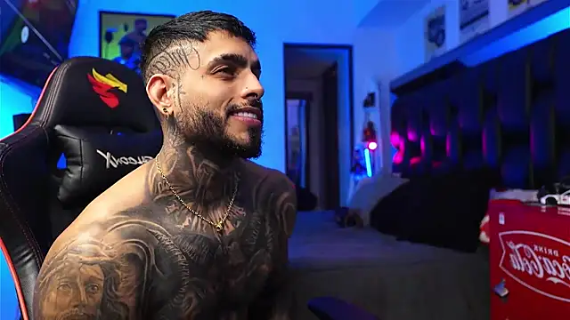 logan hugh8 online show from January 14, 4:28 am