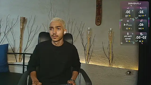 MarcusRain  online show from October 21, 7:28 pm