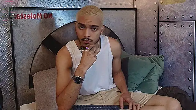 MarcusRain  online show from February 1, 6:01 am