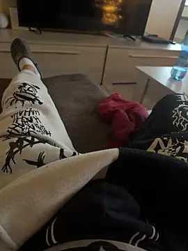 maialexte online show from December 21, 7:38 am