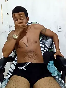 moreno25centimetro online show from April 12, 4:30 pm