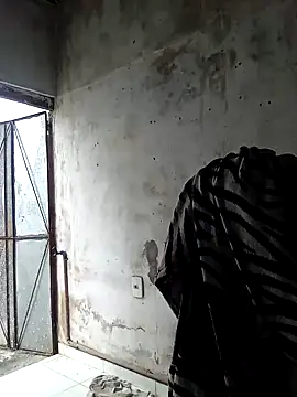 moreno25centimetro online show from February 16, 2:15 pm