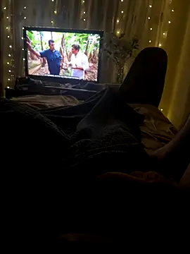 LuckyGirlfriends online show from November 23, 9:04 pm