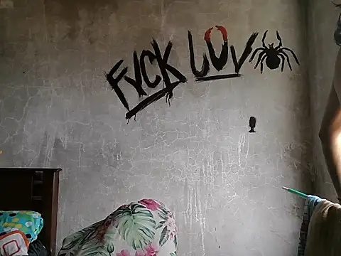 dirty model online show from March 29, 6:19 pm