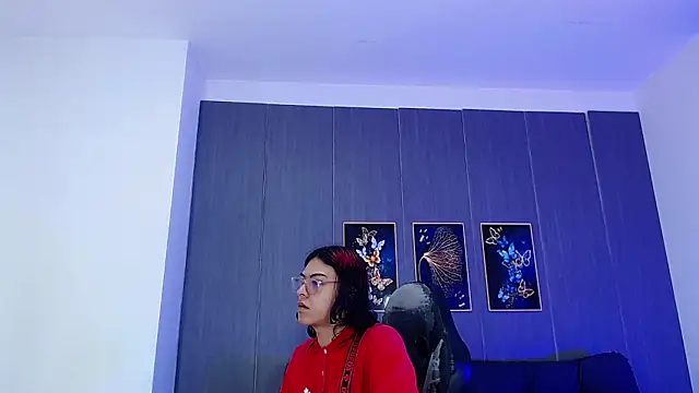 dirty model online show from January 19, 3:14 pm