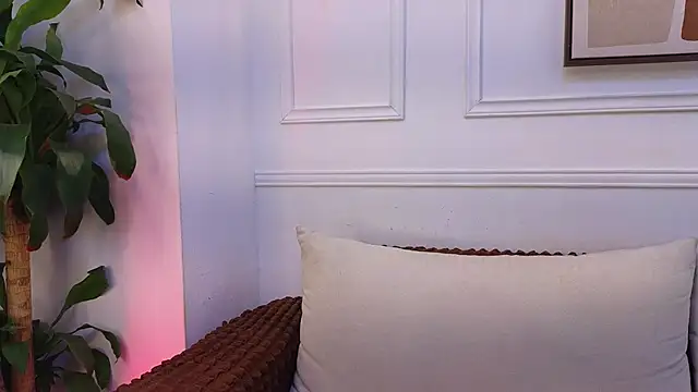 Naim Bennetsex online show from March 25, 6:45 pm