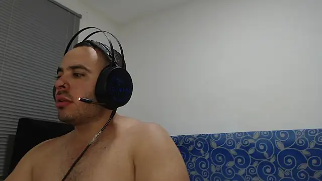 Ana ThiagoxX online show from February 3, 5:27 am