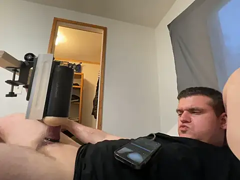 cumitted online show from February 12, 3:40 pm