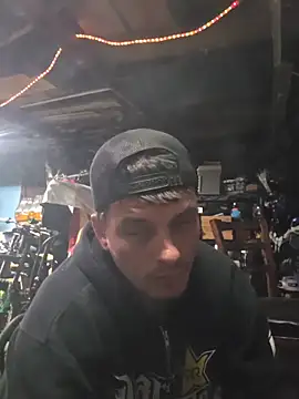 twistafatpipe online show from November 8, 6:22 pm