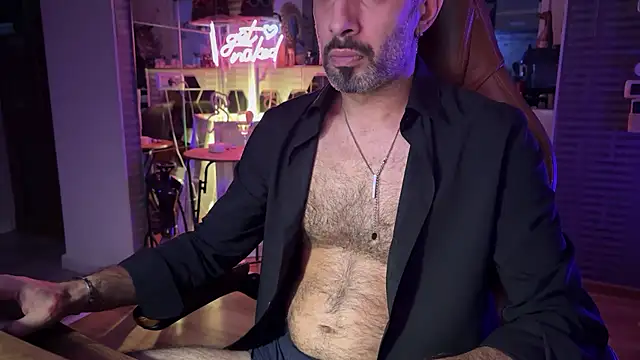 Secret Lovers1 online show from January 18, 2:46 am