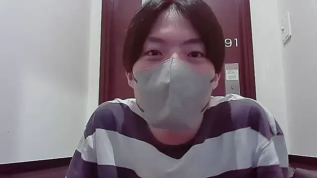 Snapshot of saitama0038 chatting on September 20, 1:33 pm saitama0038 online show from September 20, 1:33 pm