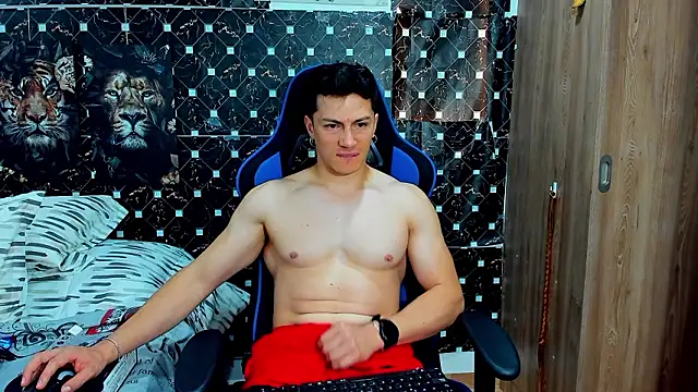 javiersexymann online show from February 19, 8:05 pm