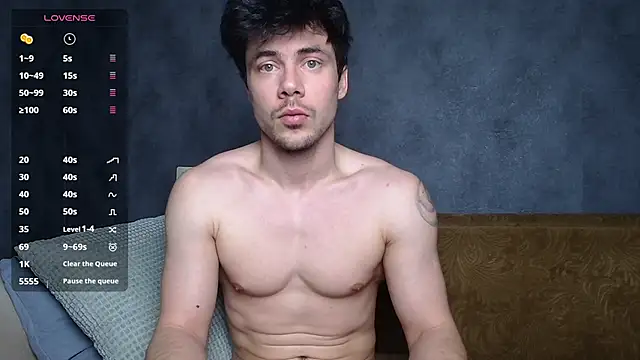 taylerbest online show from April 4, 6:32 am