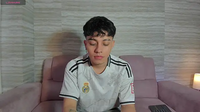 Dani rivass online show from December 14, 11:39 am