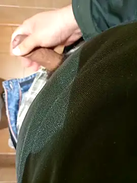 Revilo30 online show from April 3, 10:23 am