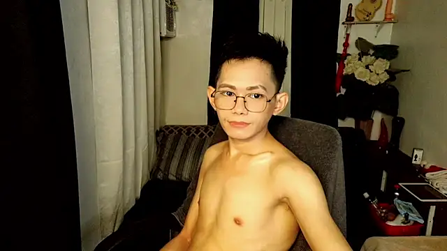 Skinny CumLoader69 online show from February 23, 12:29 pm