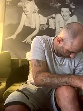 Hothotboyg online show from October 9, 11:20 pm