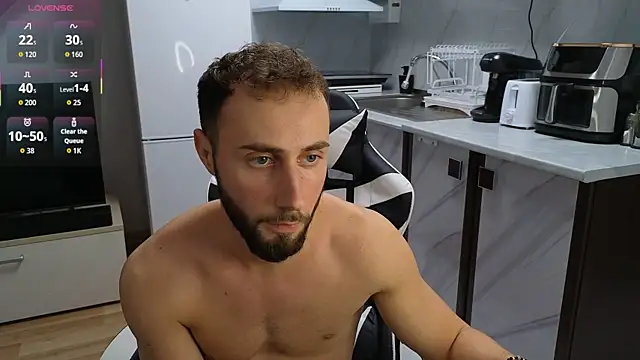 RyanStorm  online show from November 9, 7:51 pm