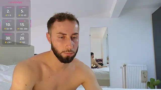 RyanStorm  online show from April 12, 1:23 pm