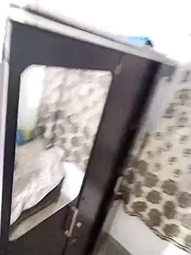 avi007p online show from November 26, 6:11 pm